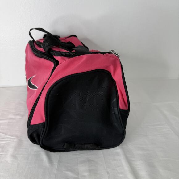 Nike Small Duffel Gym Bag Pink Black Shoulder Strap Swoosh Logo Polyester Sports - Picture 3 of 10
